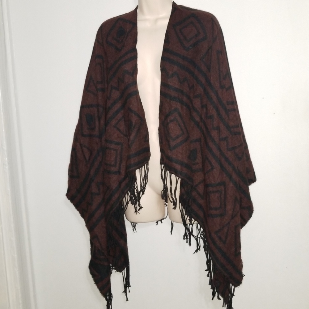 Charlotte russe women's one size shawl